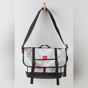 New Free People Movement x Manhattan Portage Messenger Bag Multicolor